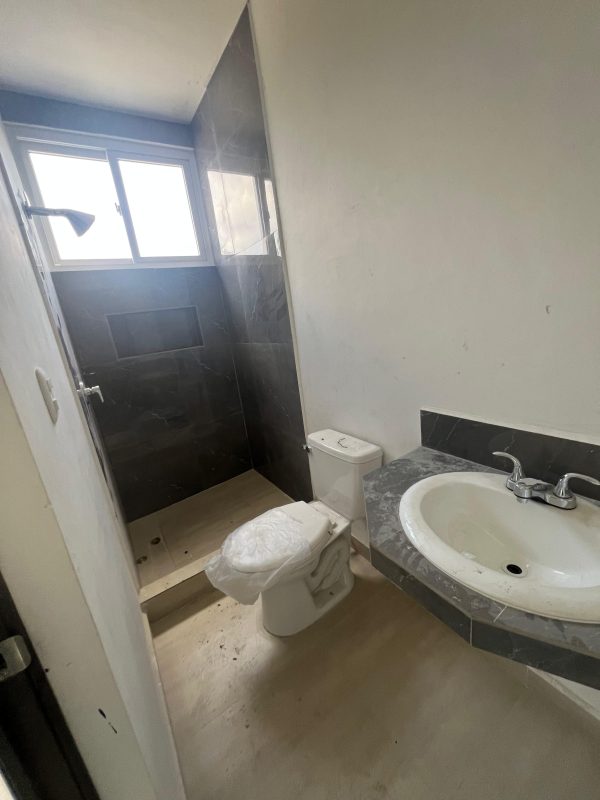 RESIDENCIALES BOSQUES CHIQUIMULA 2 HABITACIONES - Imagen 8